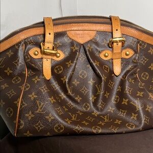 Louis Vuitton Tivoli GM bag in Monogram Canvas.